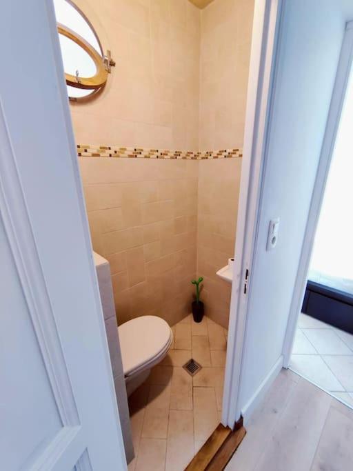 Appartamento Romantic 1br Escape With Sun-rooftop Terrace *