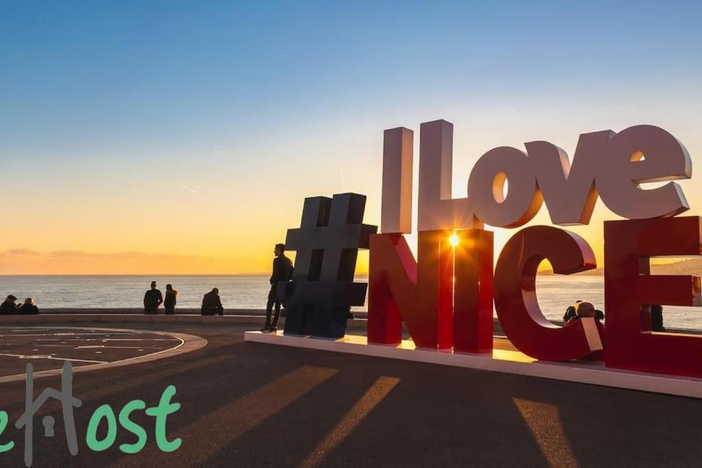 Romantic 1br Escape With Sun-rooftop Terrace *