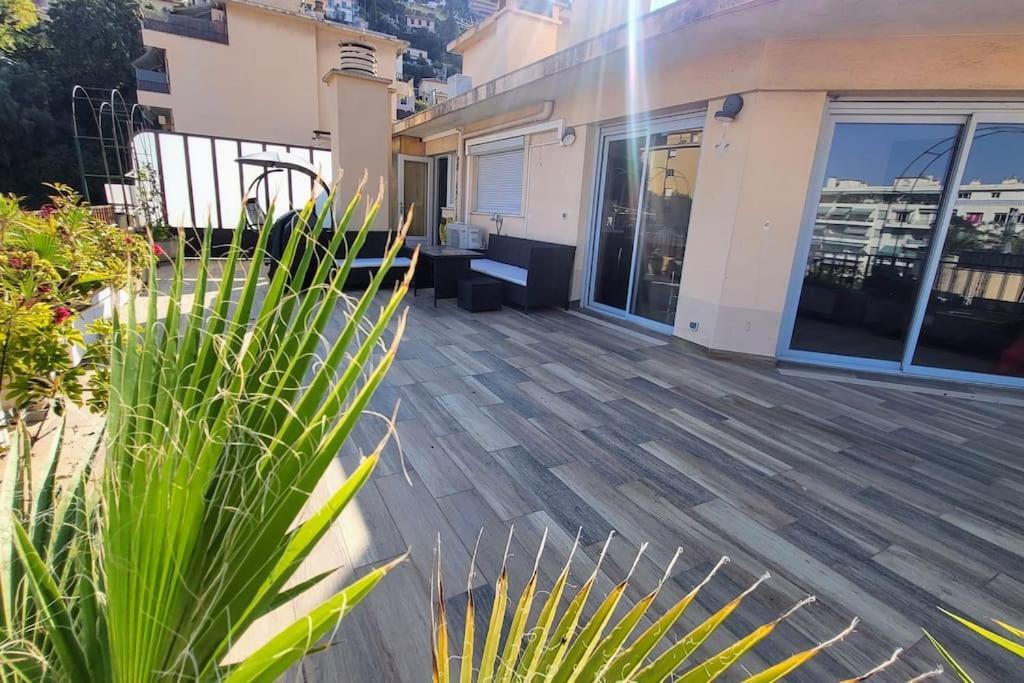 Romantic 1br Escape With Sun-rooftop Terrace Apartment Nizza