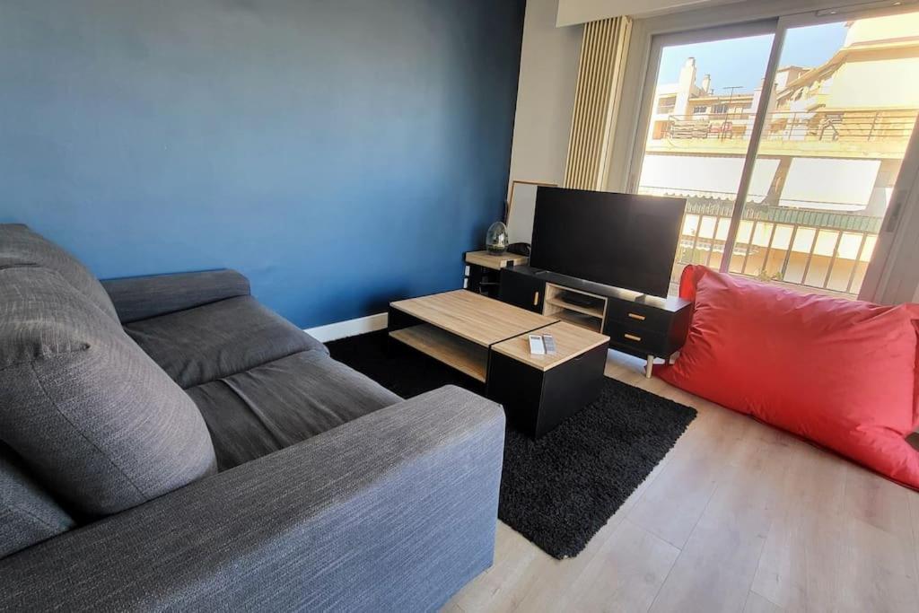 Romantic 1br Escape With Sun-rooftop Terrace *
